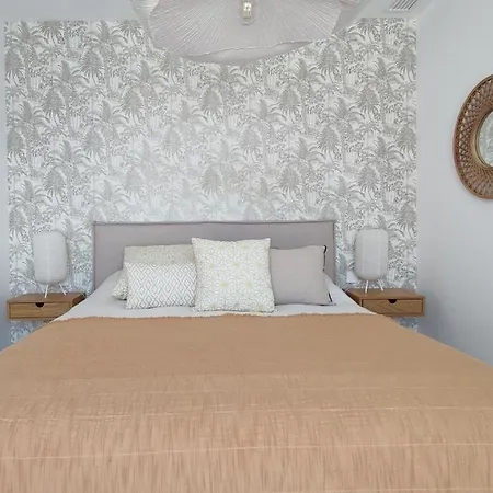 Allonbay Sun & Penthouse *